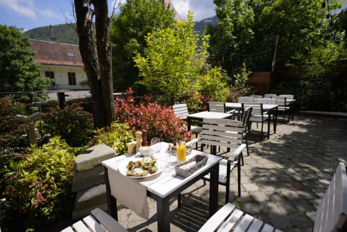 Barrique Garden - Breakfast & Restaurant - Old Town -Officially classified guesthouse