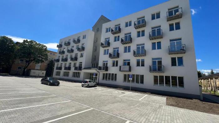 2 room Apartment with balcony - Nálepkova