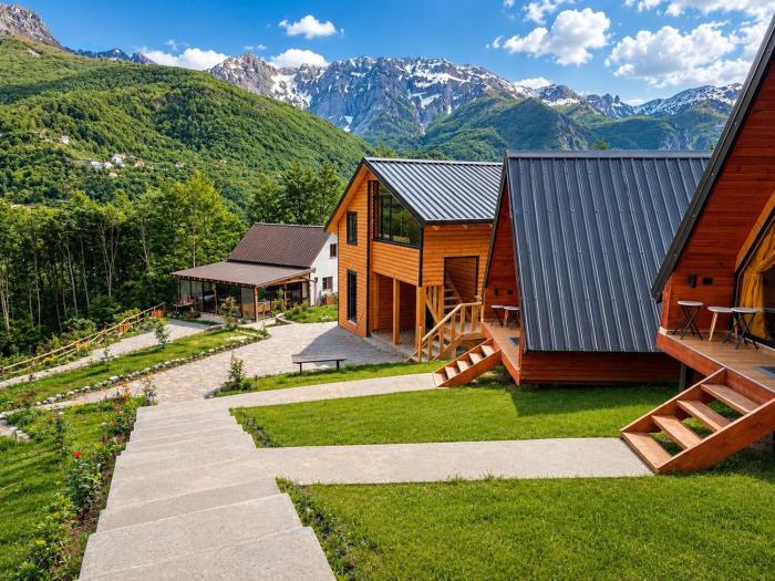 Guest House Astrit Villi