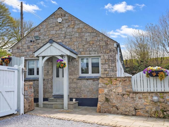 Station House - Uk50647