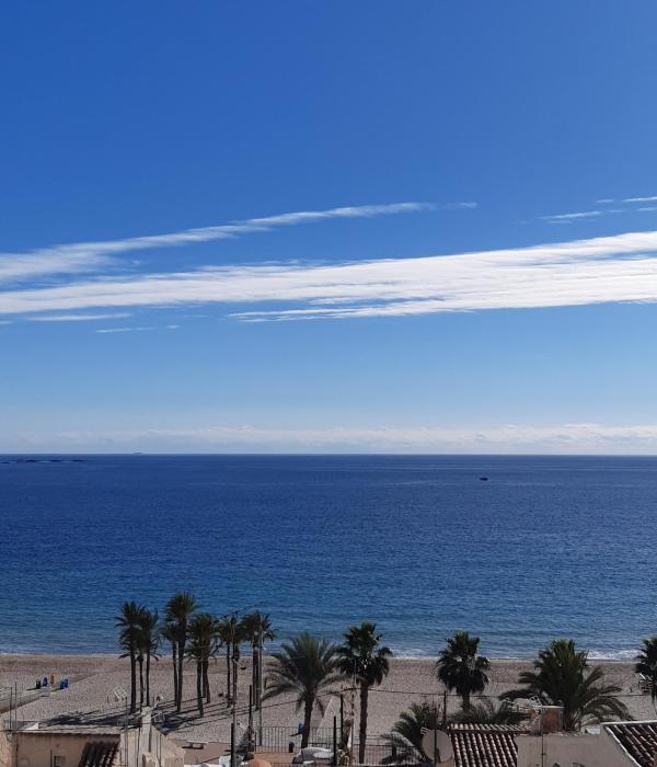 Isla bonita 2 chambres , pietonier jusqu à la plage a 1 mn