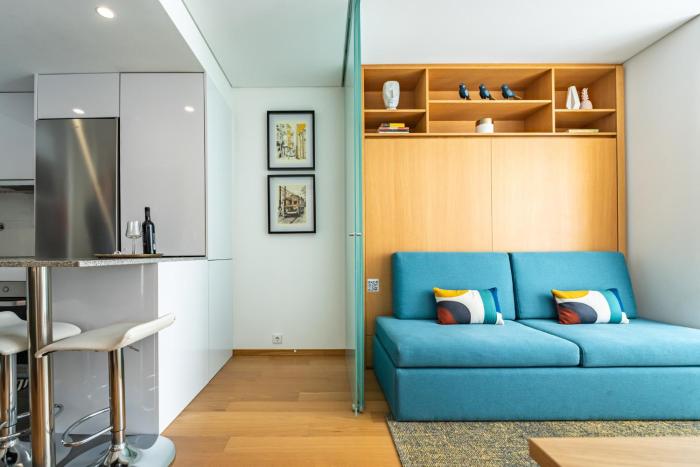 Tradition, Modernity & Light In Porto With Garage