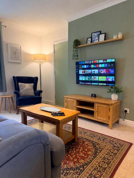 Esk Retreat, Cosy 1 Bed Flat - 3miles from M6 Jct45 - near A75, Gretna & Carlisle