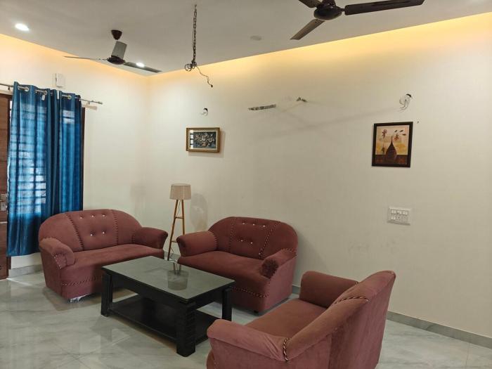 2BHK on International Airport Road