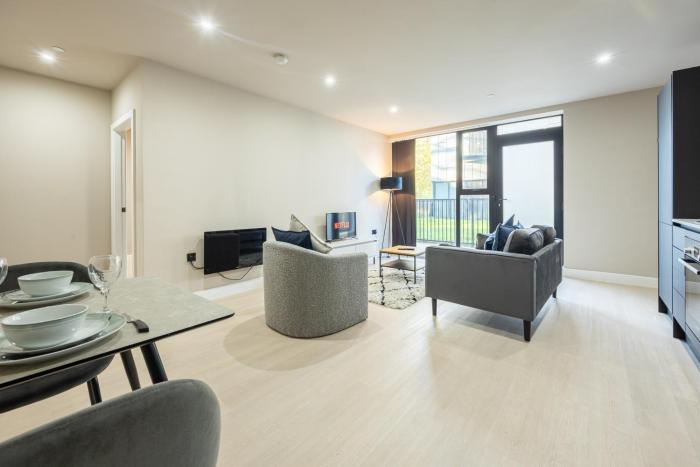 Modern 1 Bed Apt Near Birmingham Airport & NEC