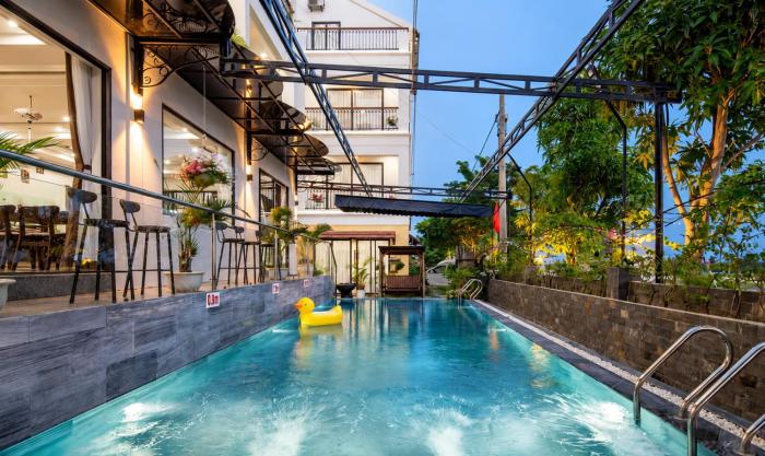 Vivi An Bang Hotel