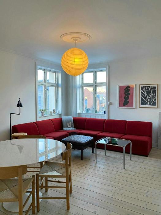 Classic Apartment With A Balcony In Amagerbro