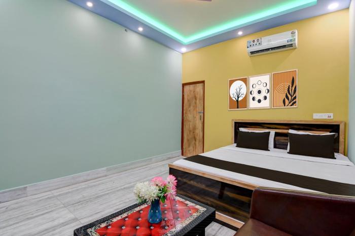 Hotel O by OYO AM2PM Restaurant Cum Bar