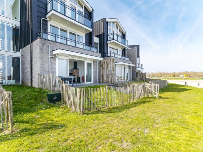 Marina Stay with Dual Terraces