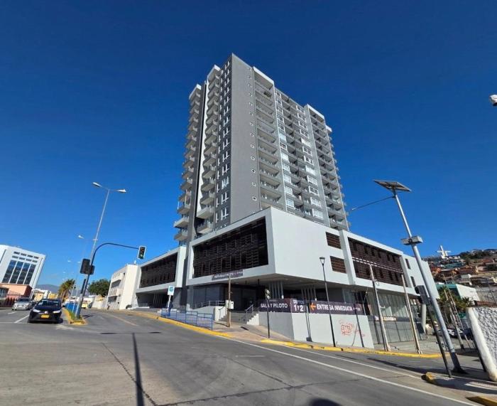 Oceanfront apartment overlooking the port of Coquimbo
