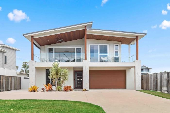 Luxury Family Retreat on the Esplanade - Lock Off