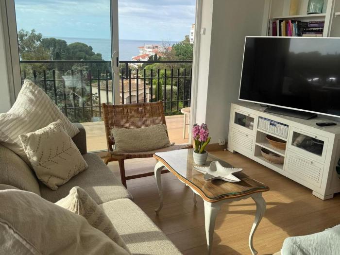 Encantador apartamento con vistas al mar en Platja dAro - ES-209-103
