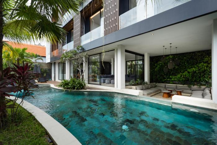 Villa Paradoxe by BaliSuperHost