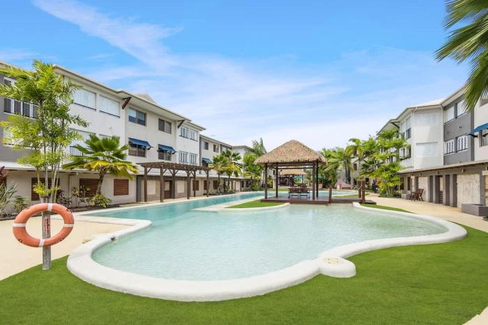 Whitfield Waters - Resort Living for Families