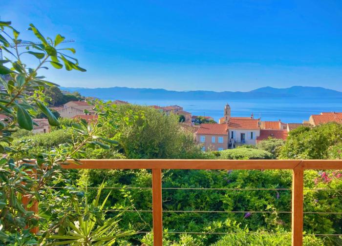 Solacargese-Les Chemins de Sonia-Terrasse face à la mer-Cargèse la Grecque