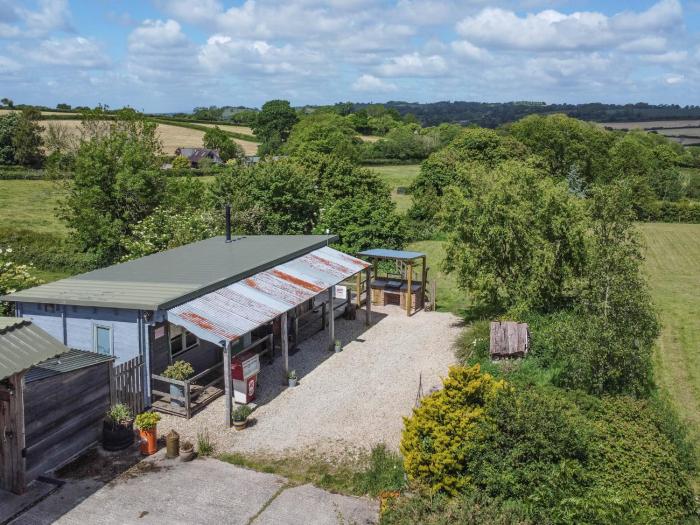 Tistockers Log Cabin dog friendly with 1 acre field 2 DOGS ONLY