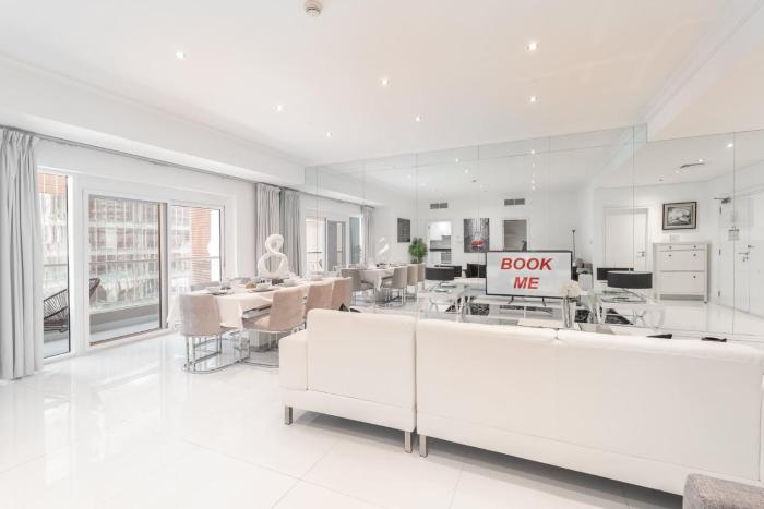 Free Housekeeping - StayShort - Stylish 2BR in Dubai Marina with Pool