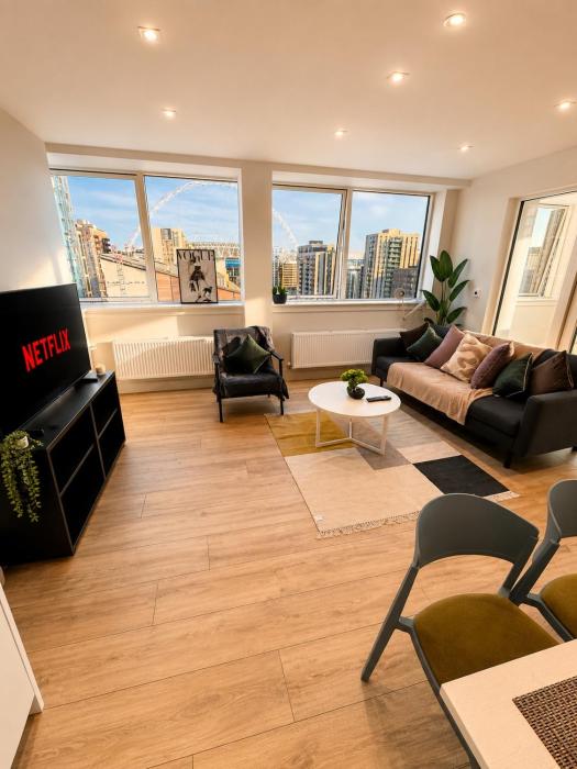 Luxury 3BR Wembley Stadium View