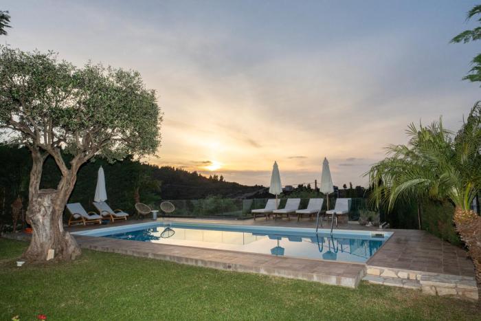 Villa Casa Azul with Private Pool