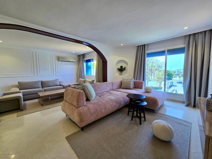 Beachside Triplex with Private Pool & Restaurants Nearby in Harhoura