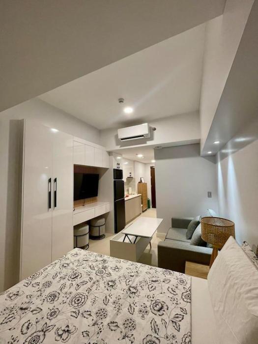 Urban Height Residence