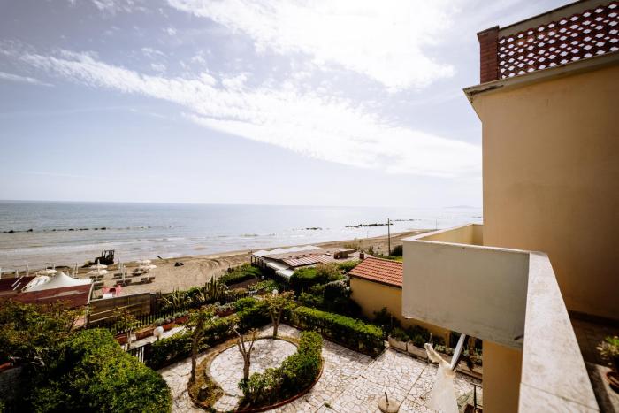 Appartamenti Poli Beach - Via Arenile 8