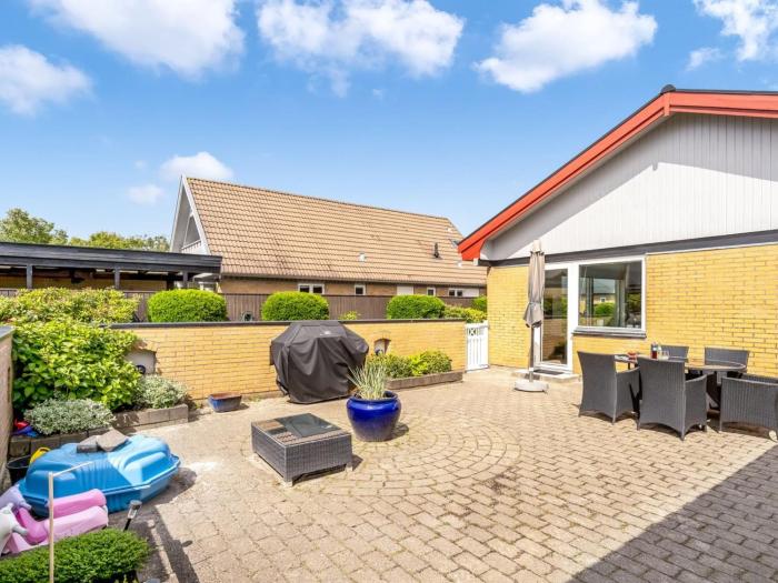 Holiday Home Elika - 1-5km from the sea by Interhome