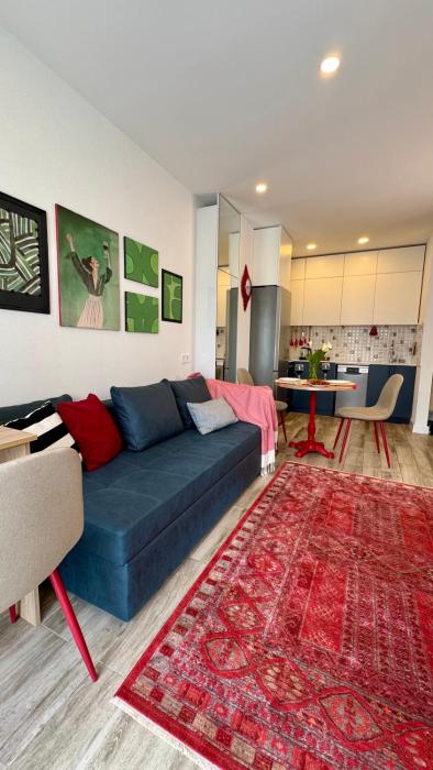 2-room apartment in Art style, 100 meters from the sea