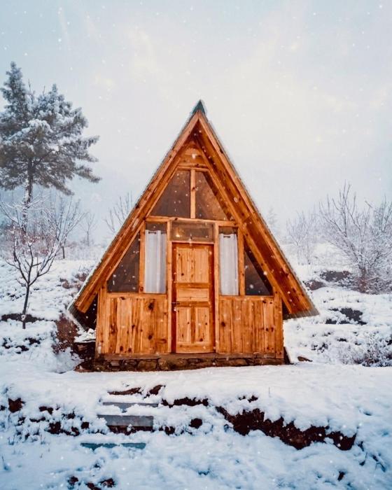 Hima 360, A Frame Cabin, Panaromic Sainj Valley Views, Bhatkanda