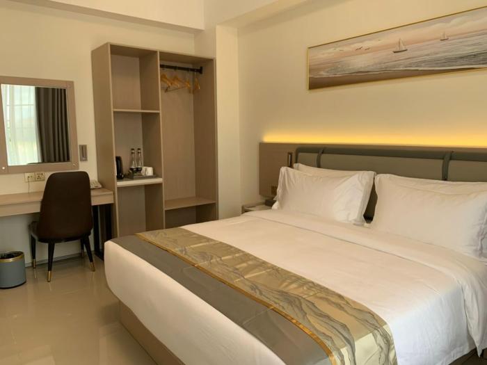 Starline Hotel