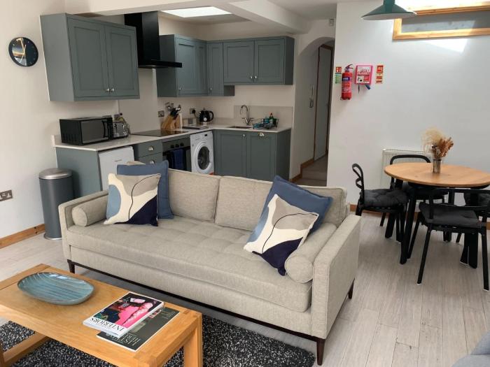 St Benedicts Street Flat with Roof Terrace