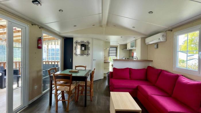 Spacious and comfortable mobile home - LF42 Camping La Ferme 4 stars