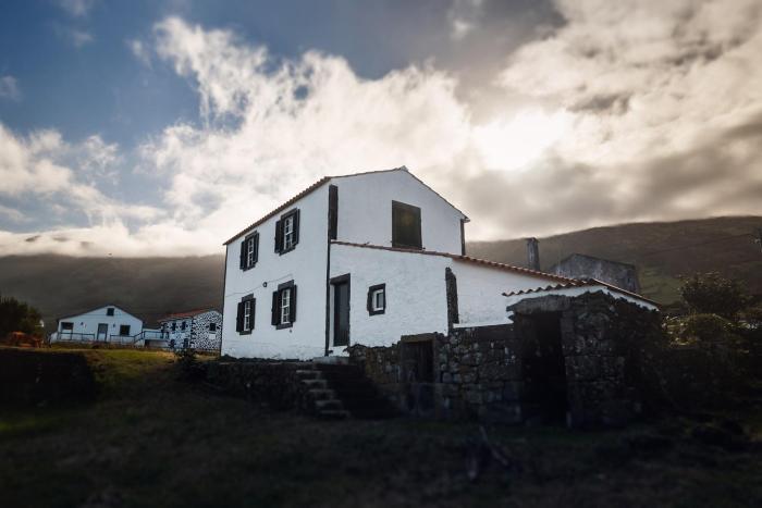 Liiiving in Azores - Ocean View House