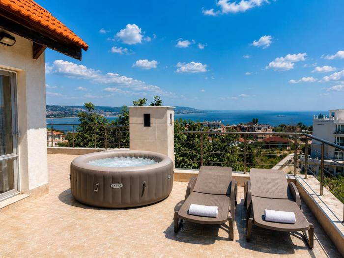 Villa Avelia - Sea View Jacuzzi Retreat