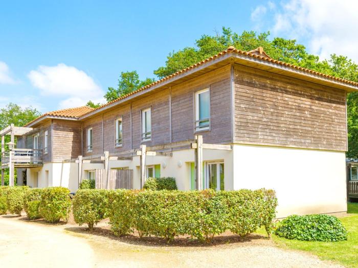 Lakeside Maisonette Retreat