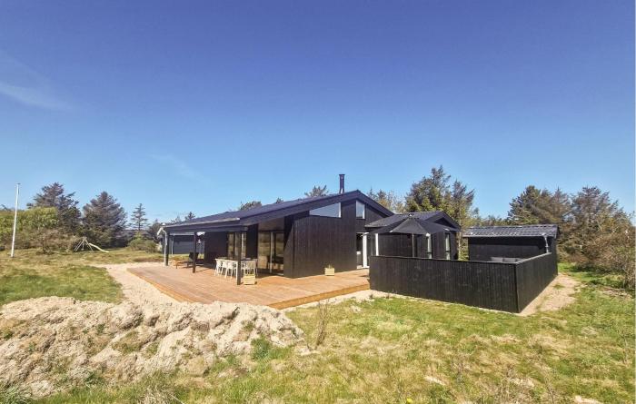Stunning Home In Løkken With Sauna