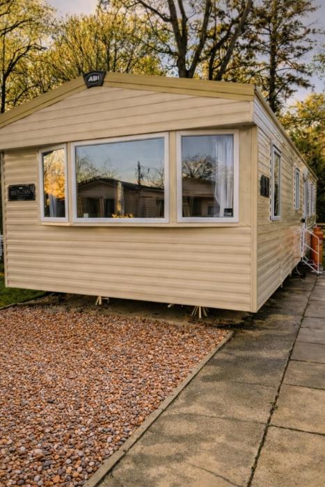 Lakeside North Lodge 23 Modern 3 Bed with WiFi & Parking