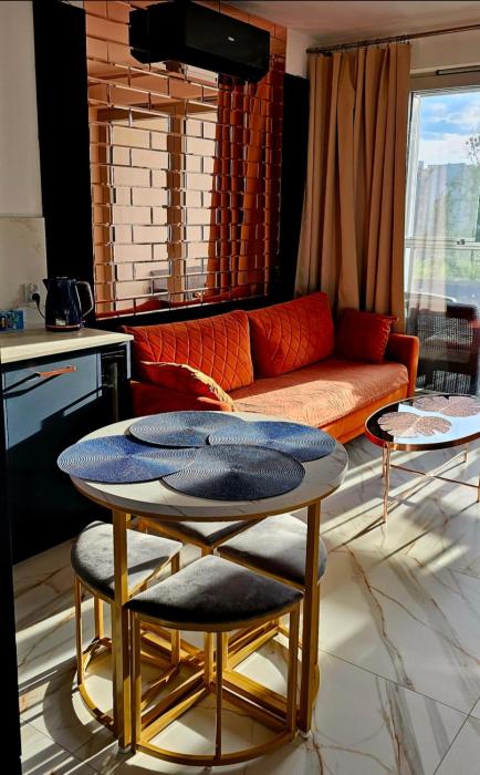 Copper Apartment Gdańsk by the European Solidarity Centre