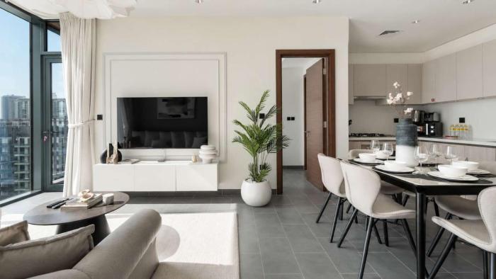 Free housekeeping visits during your stay - StayShort - Premium Meydan One Stay Perfect for 6 Guests