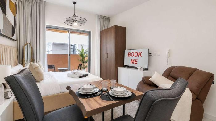 Free housekeeping visits during your stay - StayShort - Stylish & Captivating Studio in JVC