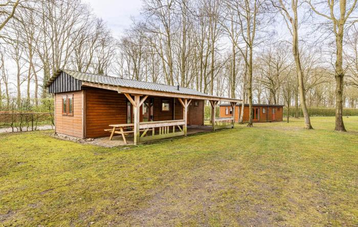 2 Bedroom Gorgeous Home In Erm