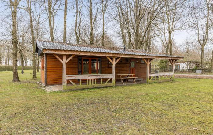 2 Bedroom Stunning Home In Erm