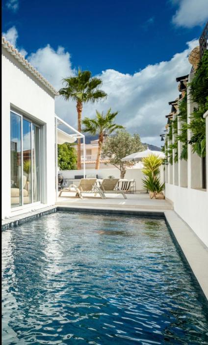 New Villa Los Olivos