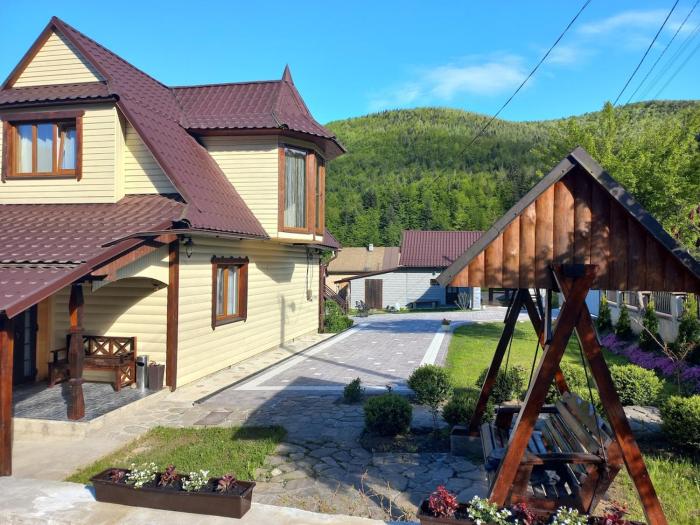 Yaremche Potik Guest House