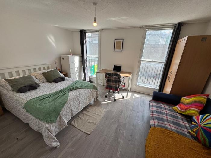 Euston Station and Central London Spacious Flat