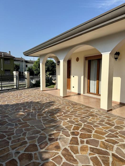 LUMAS House independent apartment