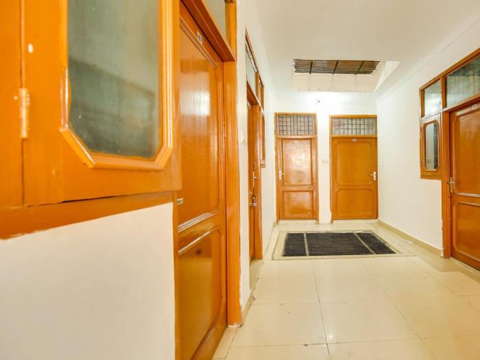 Hotel O Alok Palace