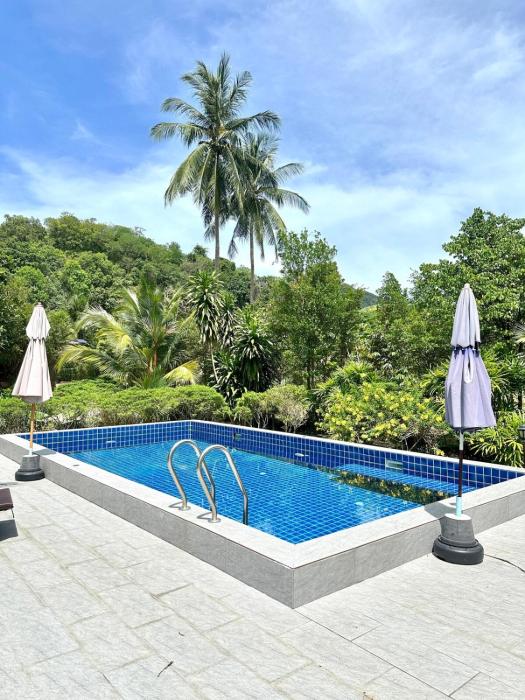 1-Bedroom House with Shared Pool