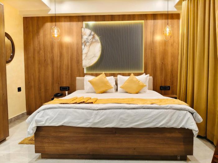 HOTEL ABHIJIt