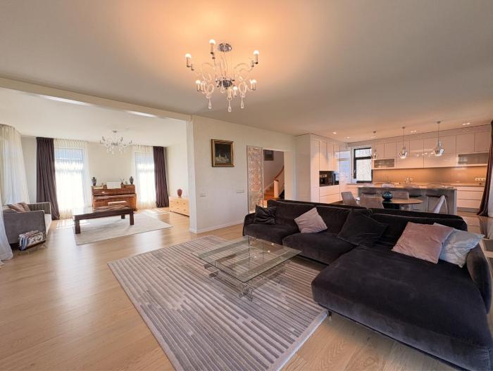Stunning Private Home by the Beach in Jurmala